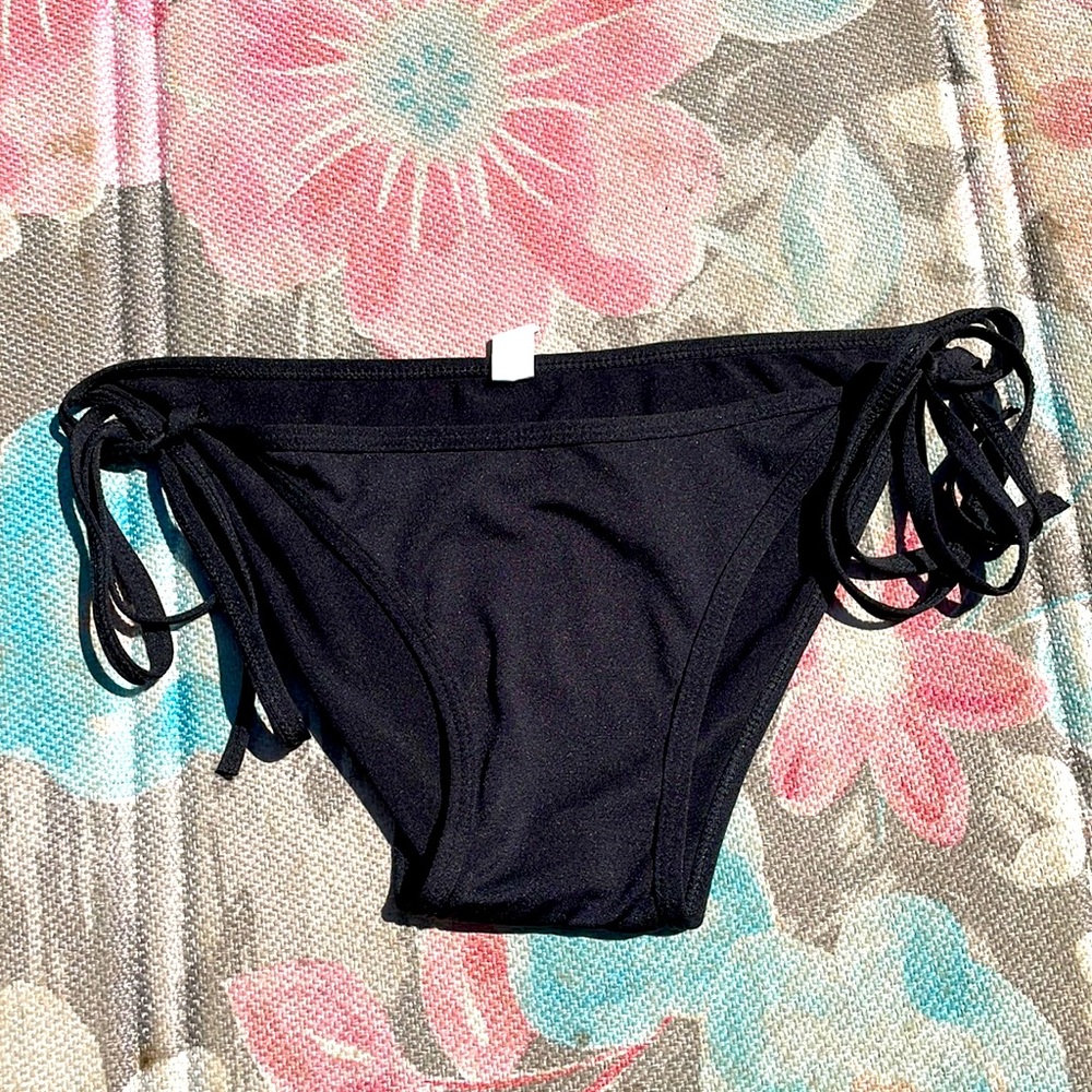 Black Bikini Bottoms